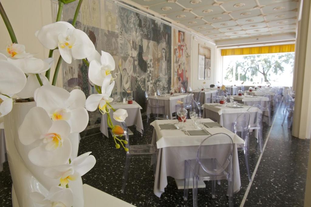 Hotel Continental Senigallia Ngoại thất bức ảnh