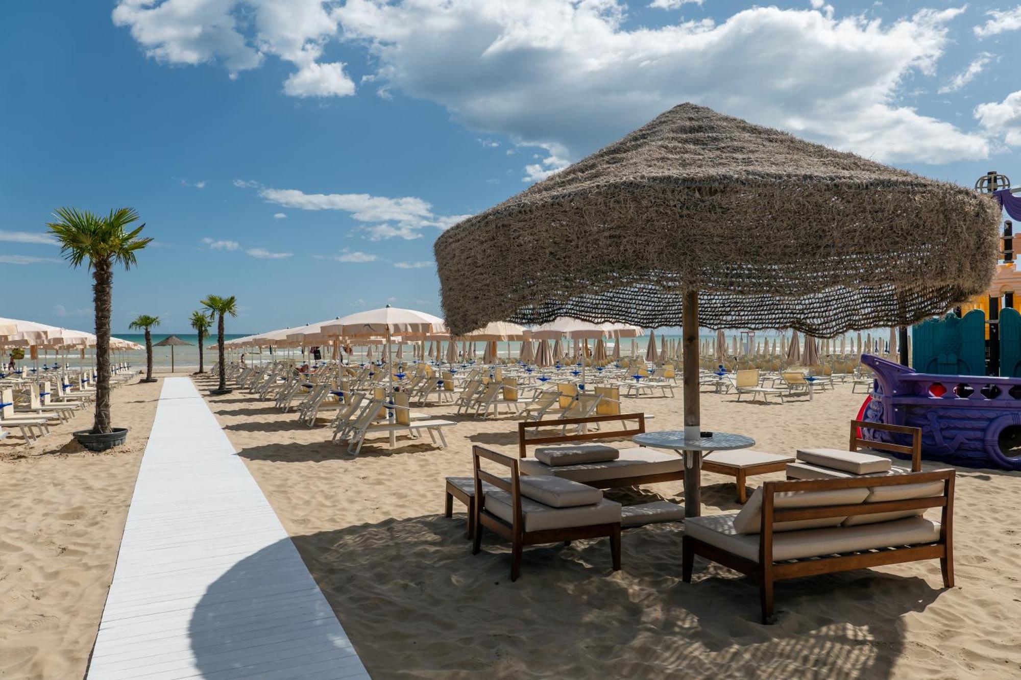 Hotel Continental Senigallia Ngoại thất bức ảnh